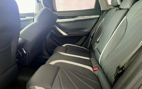 Geely Atlas, 2025 год, 3 970 990 рублей, 8 фотография