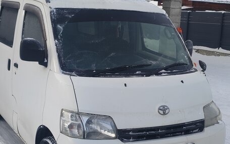 Toyota Lite Ace VI, 2009 год, 600 000 рублей, 1 фотография