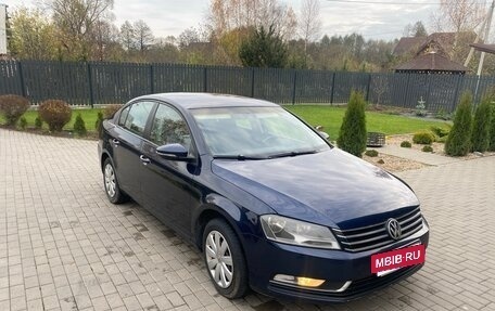 Volkswagen Passat B7, 2011 год, 790 000 рублей, 5 фотография