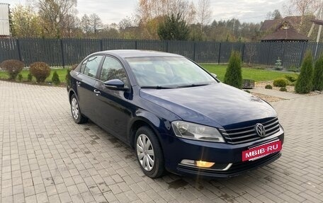 Volkswagen Passat B7, 2011 год, 790 000 рублей, 4 фотография