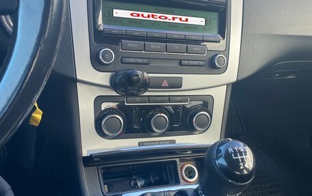 Volkswagen Passat B7, 2011 год, 790 000 рублей, 12 фотография