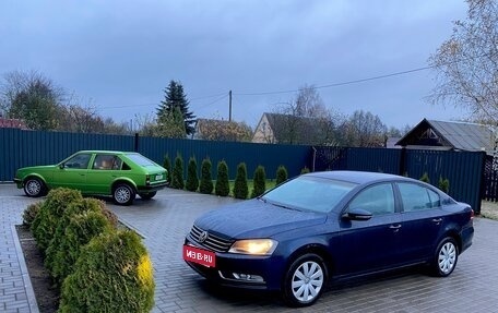 Volkswagen Passat B7, 2011 год, 790 000 рублей, 13 фотография