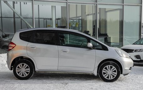 Honda Fit III, 2008 год, 855 000 рублей, 4 фотография