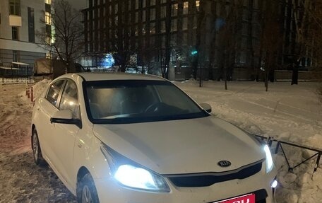 KIA Rio IV, 2019 год, 885 000 рублей, 2 фотография