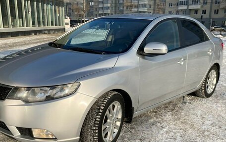 KIA Cerato III, 2010 год, 760 000 рублей, 2 фотография