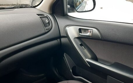 KIA Cerato III, 2010 год, 760 000 рублей, 13 фотография