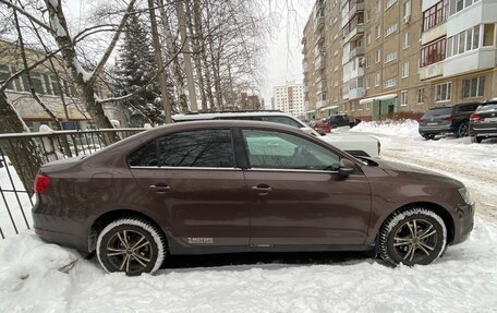 Volkswagen Jetta VI, 2014 год, 770 000 рублей, 2 фотография