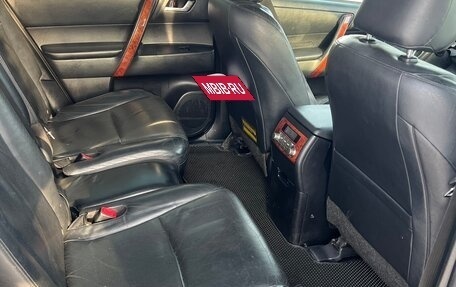 Toyota Highlander III, 2010 год, 1 700 000 рублей, 8 фотография