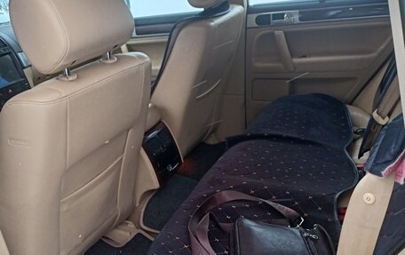 Volkswagen Touareg III, 2006 год, 850 000 рублей, 9 фотография