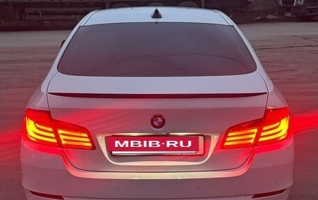 BMW 5 серия, 2013 год, 2 300 000 рублей, 3 фотография