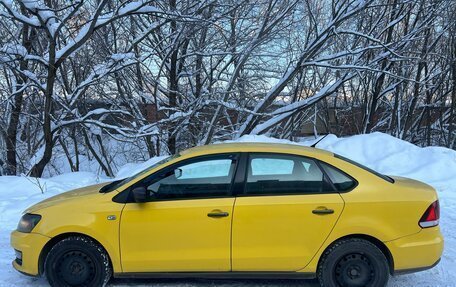 Volkswagen Polo VI (EU Market), 2016 год, 420 000 рублей, 2 фотография