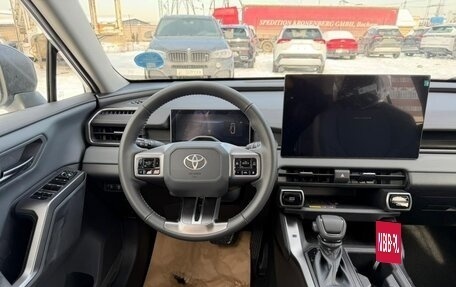 Toyota RAV4, 2026 год, 4 900 000 рублей, 11 фотография