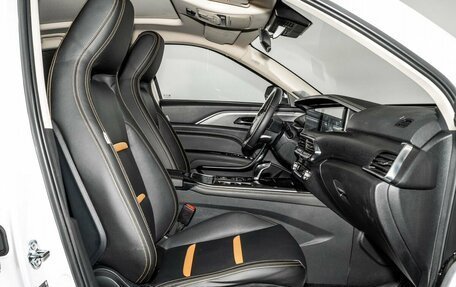 FAW Bestune T77, 2022 год, 1 680 000 рублей, 5 фотография