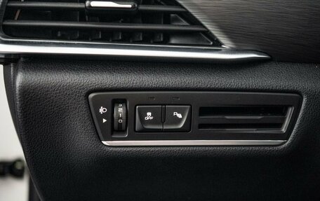 FAW Bestune T77, 2022 год, 1 680 000 рублей, 14 фотография