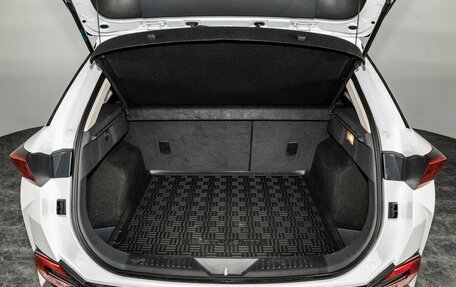 FAW Bestune T77, 2022 год, 1 680 000 рублей, 18 фотография