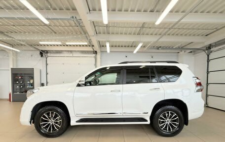 Toyota Land Cruiser Prado 150 рестайлинг 2, 2013 год, 3 759 900 рублей, 3 фотография
