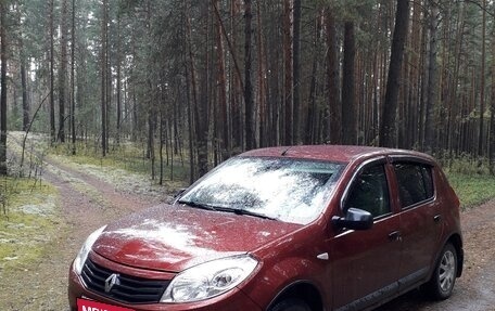 Renault Sandero I, 2011 год, 520 000 рублей, 2 фотография