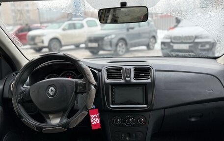 Renault Sandero II рестайлинг, 2015 год, 690 000 рублей, 5 фотография