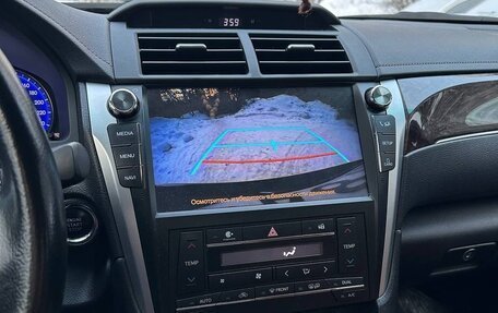 Toyota Camry, 2017 год, 2 590 000 рублей, 8 фотография