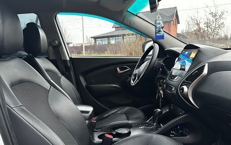 Hyundai ix35 I рестайлинг, 2010 год, 1 400 000 рублей, 8 фотография