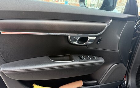 Volvo V90 Cross Country I рестайлинг, 2018 год, 3 300 000 рублей, 20 фотография