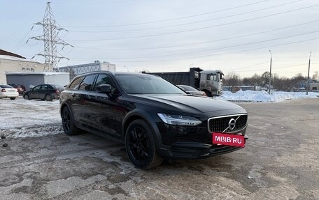 Volvo V90 Cross Country I рестайлинг, 2018 год, 3 300 000 рублей, 2 фотография