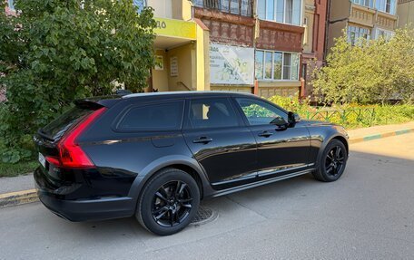 Volvo V90 Cross Country I рестайлинг, 2018 год, 3 300 000 рублей, 40 фотография