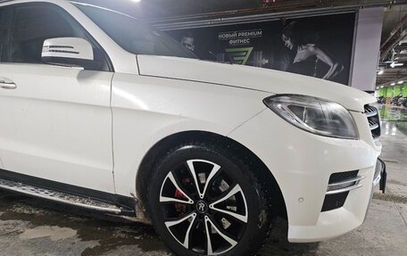 Mercedes-Benz M-Класс, 2013 год, 2 500 000 рублей, 2 фотография