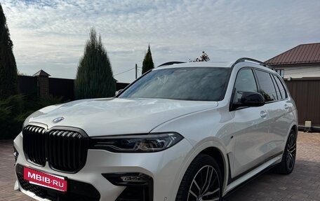 BMW X7, 2021 год, 9 000 000 рублей, 2 фотография
