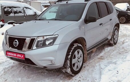 Nissan Terrano III, 2015 год, 950 000 рублей, 1 фотография