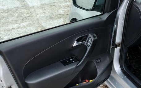 Volkswagen Polo VI (EU Market), 2012 год, 520 000 рублей, 10 фотография