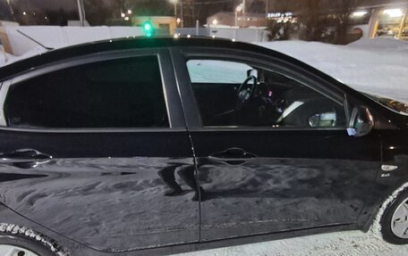 Hyundai Solaris II рестайлинг, 2013 год, 750 000 рублей, 3 фотография