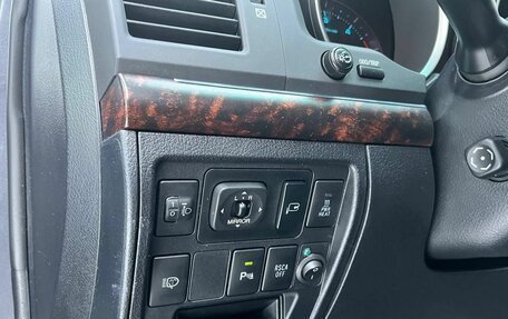 Toyota Land Cruiser 200, 2011 год, 3 670 000 рублей, 18 фотография