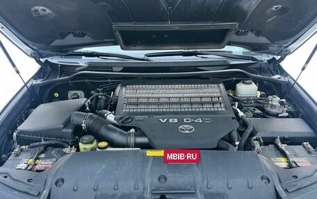 Toyota Land Cruiser 200, 2011 год, 3 670 000 рублей, 31 фотография