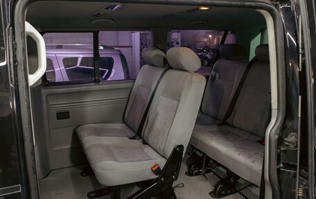 Volkswagen Caravelle T5, 2007 год, 1 195 000 рублей, 16 фотография