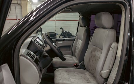 Volkswagen Caravelle T5, 2007 год, 1 195 000 рублей, 11 фотография