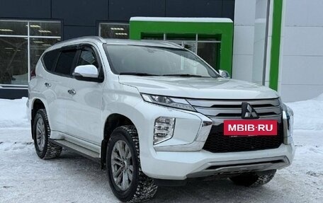 Mitsubishi Pajero Sport III рестайлинг, 2022 год, 4 060 000 рублей, 3 фотография