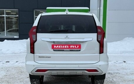 Mitsubishi Pajero Sport III рестайлинг, 2022 год, 4 060 000 рублей, 6 фотография