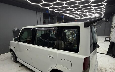 Toyota bB I рестайлинг, 2004 год, 800 000 рублей, 3 фотография