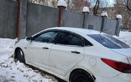 Hyundai Solaris II рестайлинг, 2014 год, 460 000 рублей, 5 фотография
