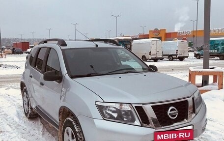 Nissan Terrano III, 2015 год, 950 000 рублей, 2 фотография