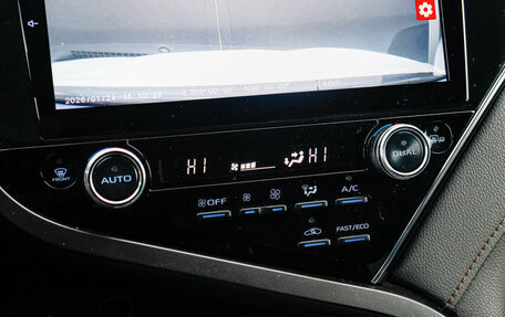 Toyota Camry, 2018 год, 3 259 000 рублей, 20 фотография