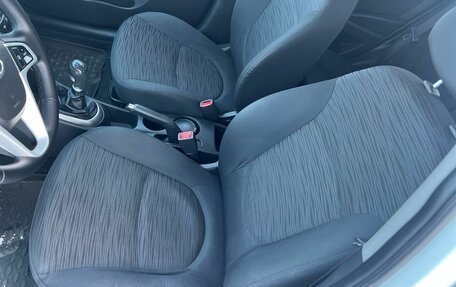 Hyundai Solaris II рестайлинг, 2014 год, 855 000 рублей, 6 фотография