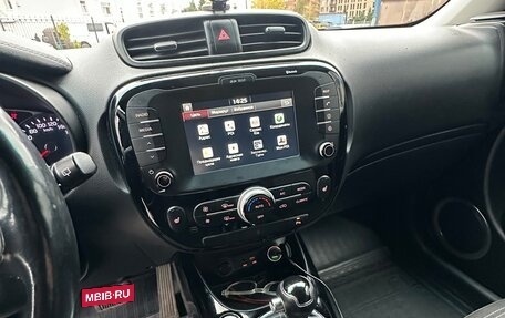 KIA Soul II рестайлинг, 2018 год, 1 250 000 рублей, 11 фотография