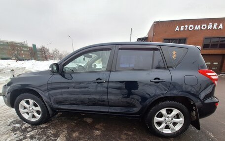 Toyota RAV4, 2011 год, 2 000 000 рублей, 2 фотография