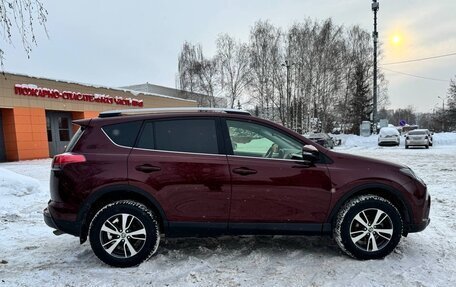 Toyota RAV4, 2016 год, 1 950 000 рублей, 6 фотография