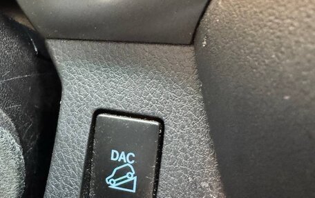 Toyota RAV4, 2016 год, 1 950 000 рублей, 16 фотография