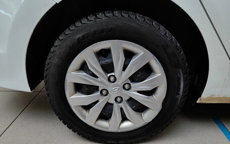 Hyundai Solaris II рестайлинг, 2019 год, 898 000 рублей, 23 фотография