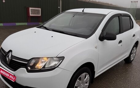 Renault Logan II, 2015 год, 699 000 рублей, 4 фотография