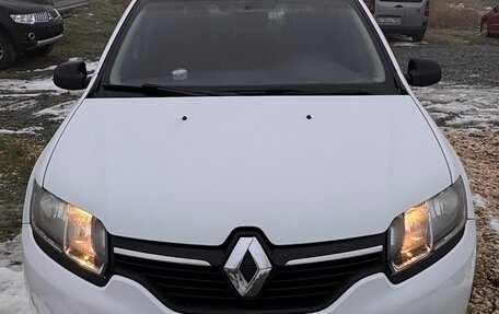 Renault Logan II, 2015 год, 699 000 рублей, 22 фотография